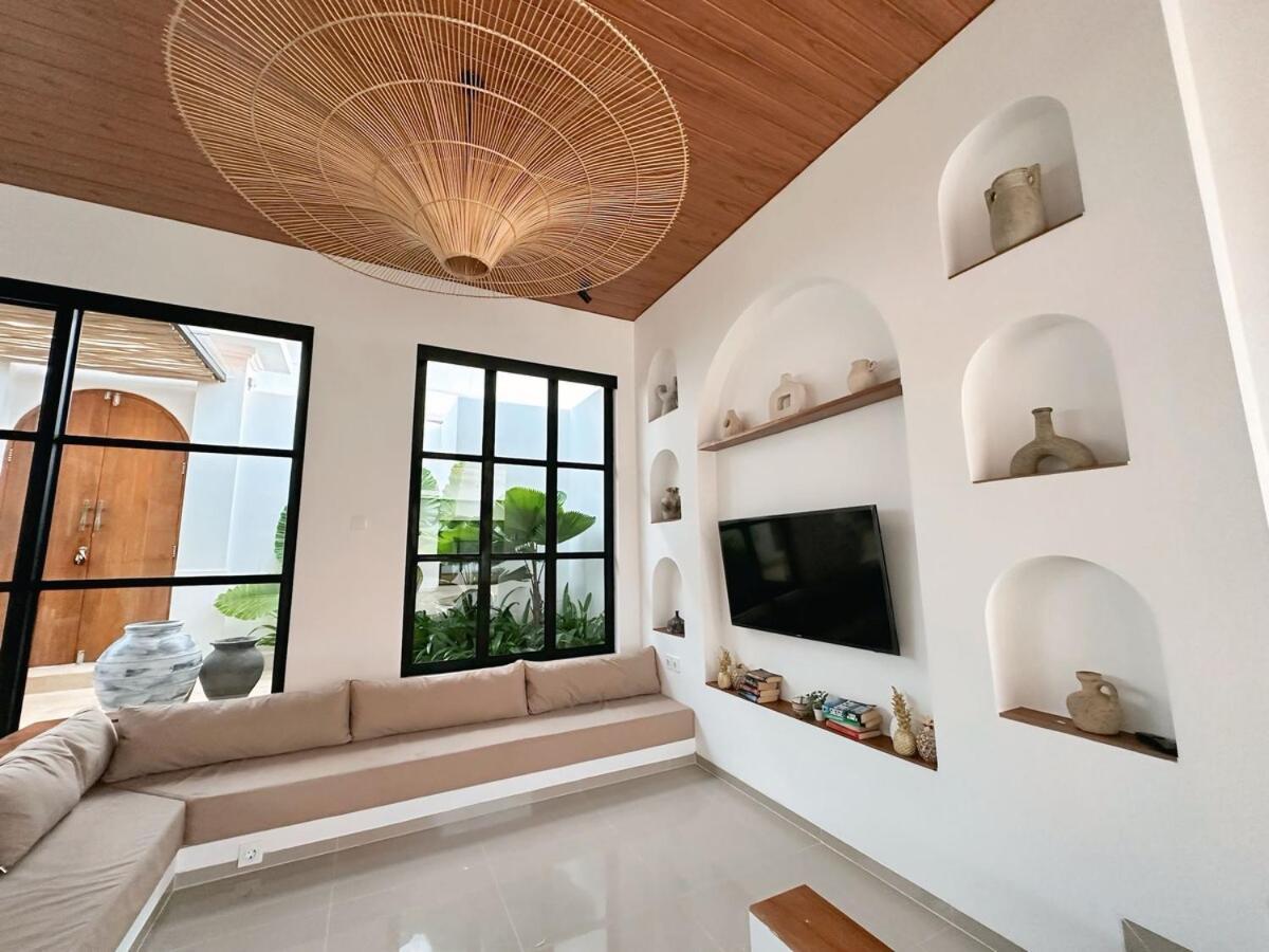 Amerta Villa Seminyak Exterior photo